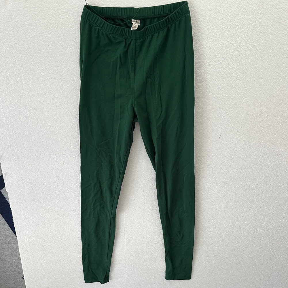 Zenana Outfitters Green Leggings